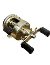 Shimano Calcutta Conquest Baitcasting Reel