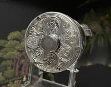 Abu Garcia Ambassadeur 7000 C3 Round Baitcasting Reel