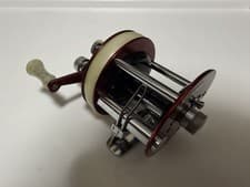 Abu Garcia Ambassadeur 7000 C3 Round Baitcasting Reel