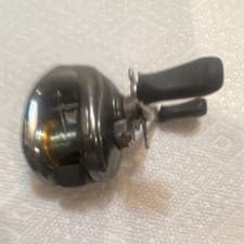Shimano Chronarch MGL Baitcasting Reel
