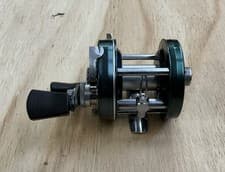 Abu Garcia Ambassadeur 7000 C3 Round Baitcasting Reel