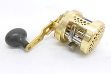 Shimano Calcutta Conquest Baitcasting Reel