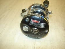 Abu Garcia Ambassadeur C4 Round Baitcasting Reel