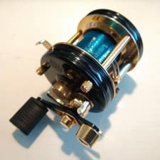 Abu Garcia Ambassadeur 7000 C3 Round Baitcasting Reel