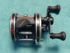 Abu Garcia Ambassadeur 7000 C3 Round Baitcasting Reel