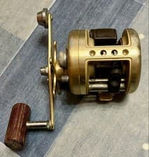 Shimano Calcutta Conquest Baitcasting Reel