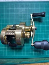 Shimano Calcutta Conquest Baitcasting Reel