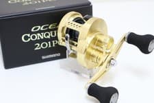 Shimano Calcutta Conquest Baitcasting Reel