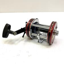 Abu Garcia Ambassadeur 7000 C3 Round Baitcasting Reel