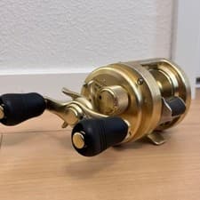 Shimano Calcutta Conquest MD Baitcasting Reel