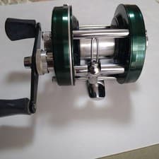 Abu Garcia Ambassadeur 7000 C3 Round Baitcasting Reel