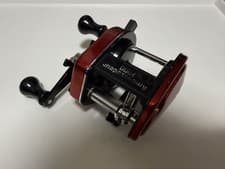 Abu Garcia Ambassadeur C3 Round Baitcasting Reel