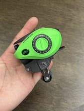 Lew's Speed Cast Baitcasting Reel