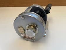 Abu Garcia Ambassadeur 7000 C3 Round Baitcasting Reel